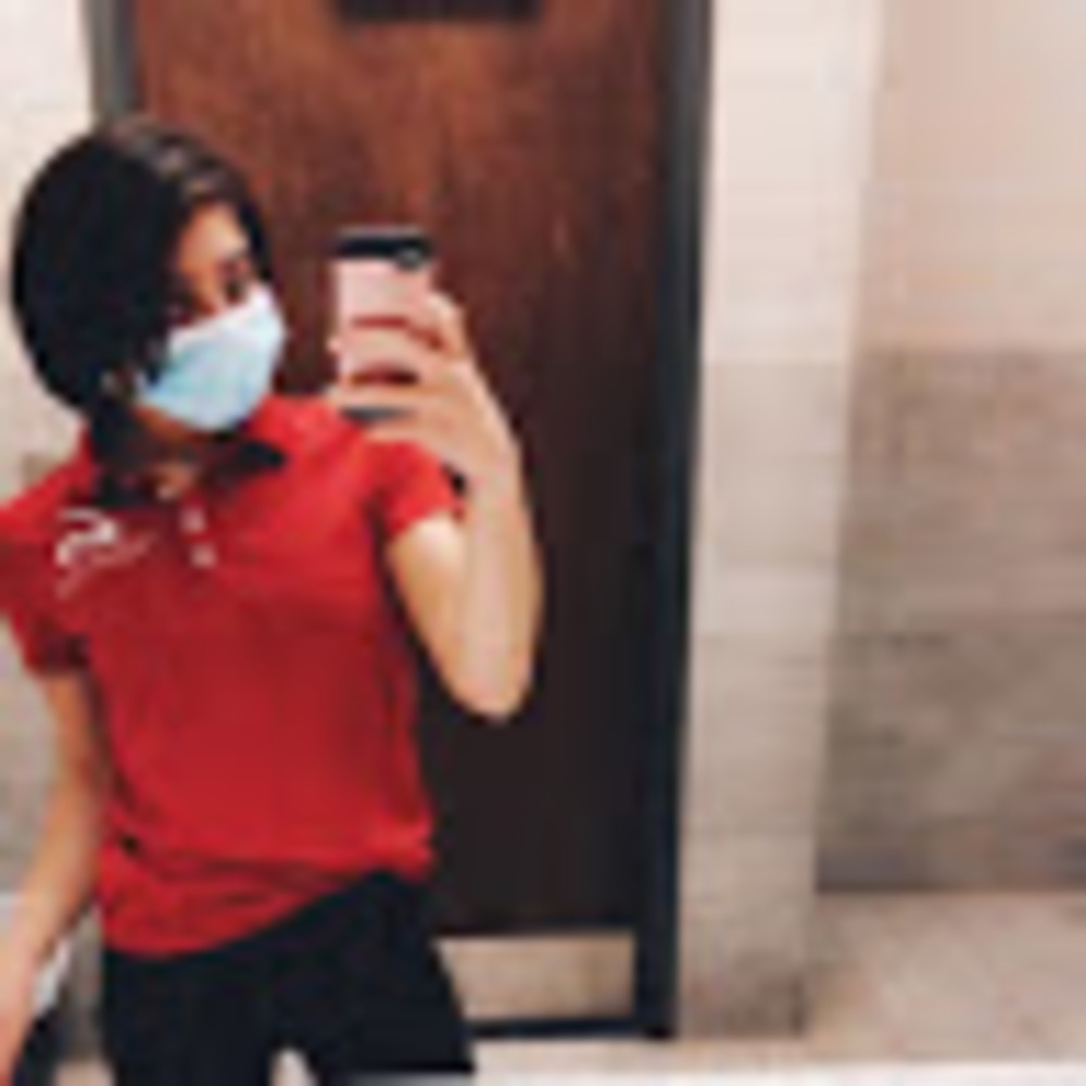 Meet your Posher, Hannah